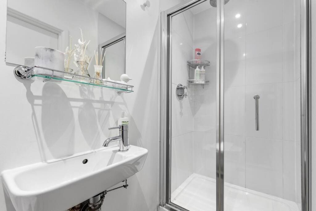 Stylish Sleep6 Flat At Iconic Piccadilly Circusvr6 Apartamento Londres Exterior foto